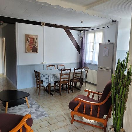 La Cour Du Chateau La Charité-sur-Loire Exteriér fotografie