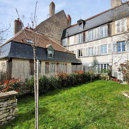 La Cour Du Chateau La Charité-sur-Loire Exteriér fotografie